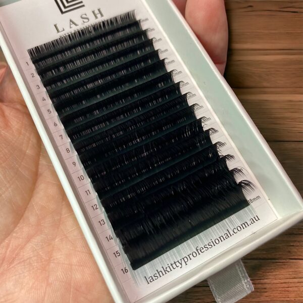 Flat Lashes Velvet D Curl