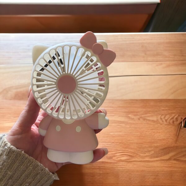 Hello Kitty Lash Fan
