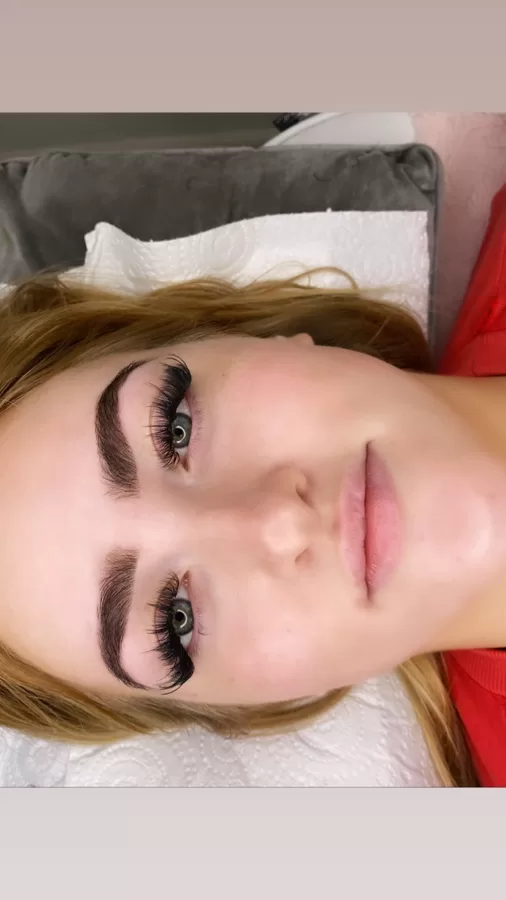Brow Thread and Tint