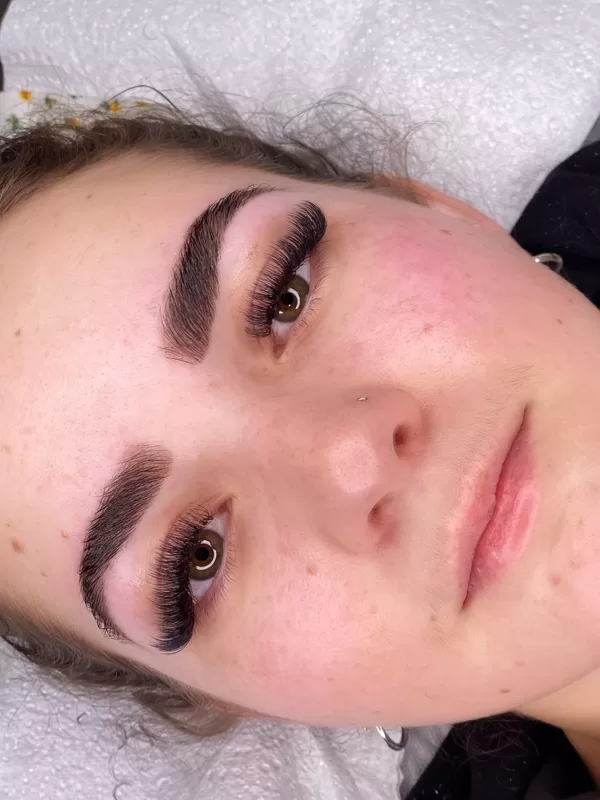 Brow Thread and Tint